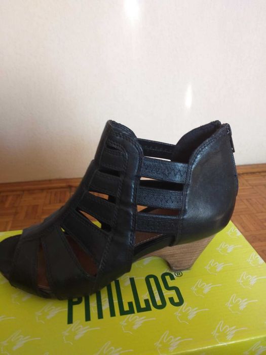 Skórzane sandały 37