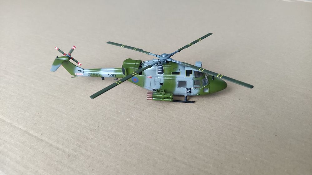 Сборная модель вертолёта 1:72 Westland Lynx AH.5