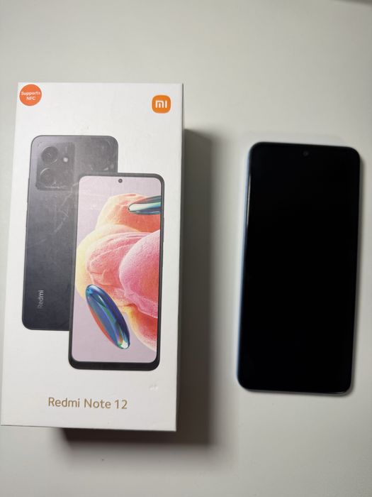 Телефон Redmi Note 12