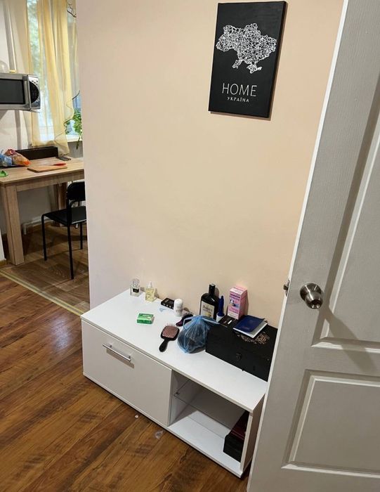 Собственник .Продам 2-к квартиру.Криворожская 16а - More