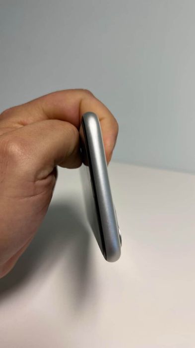 Iphone 11 , Branco de  128 gb