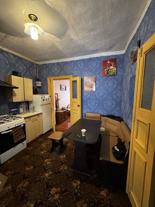 Квартира на земле(2е соседей)