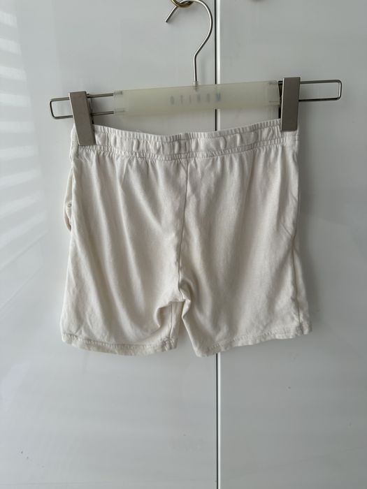 Spodenki rozmiar 128 cm marki h&m