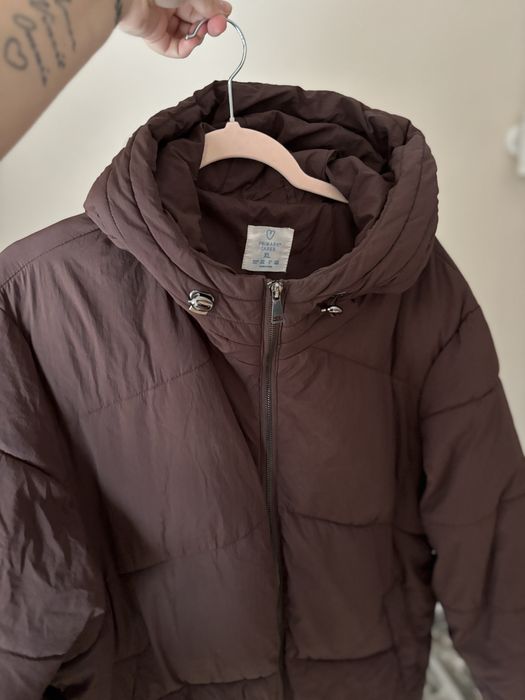 Шоколадна куртка пуховик