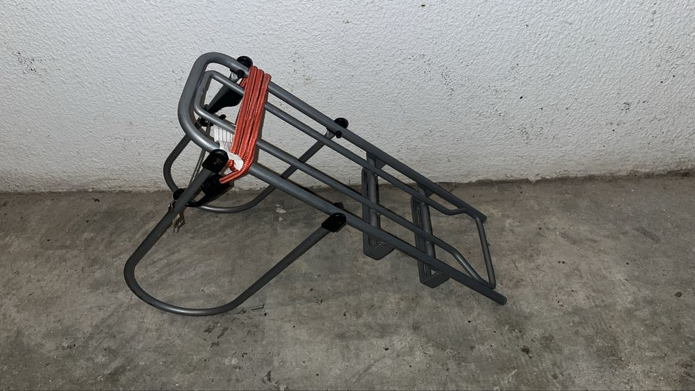 Cadeira de bebé para bicicleta Thule yepp maxxi + adaptador