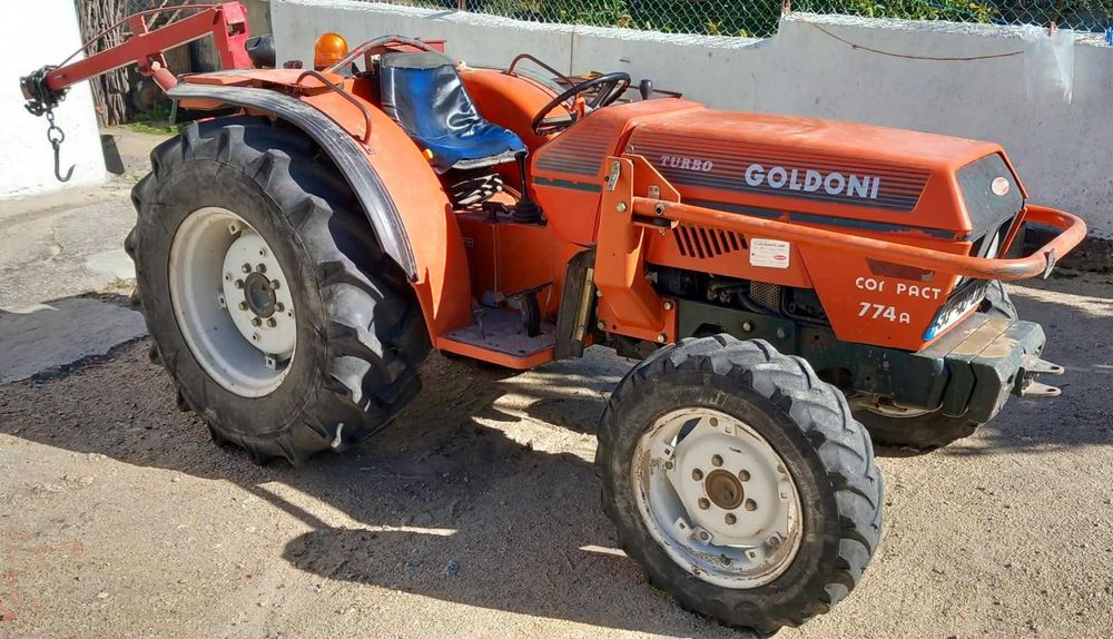 maquinas e equipamentos agricolas