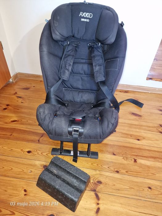 Fotelik samochodowy axkid minikid 2 czytaj opis