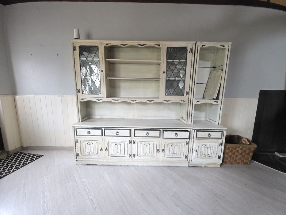 Louceiro/aparador rústico