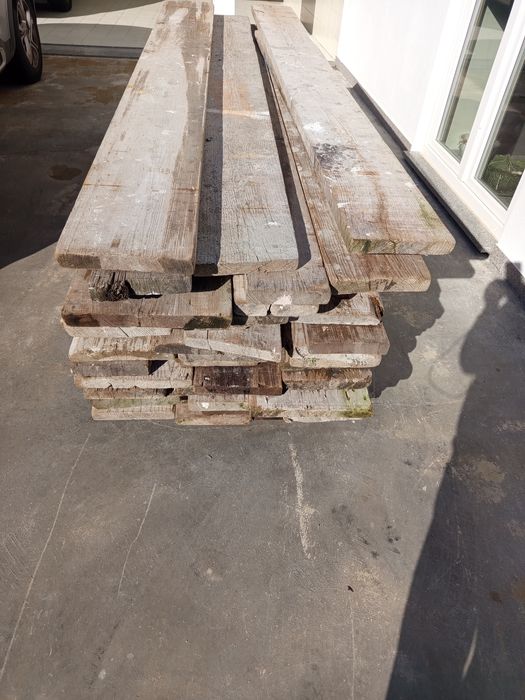 Lote de tábuas de prancha em madeira