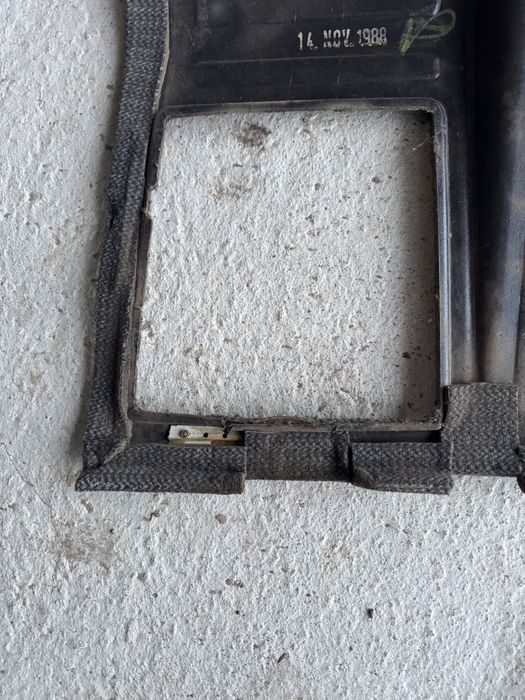 Продам заднюю полку со шторкой бмв е34/е32