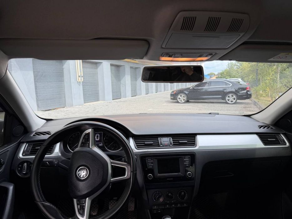 Продам skoda rapid , дизель 1.6