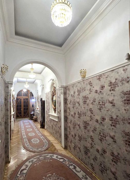 Продам 4 комнатную квартиру в Приморском районе с АГВ. Проспект Шевченко / Пироговская