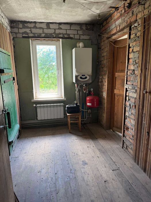 Газифікований цегляний будинок 200 м² + 33 сотки. Очеретувате