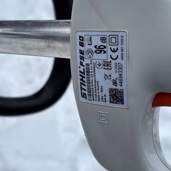 НОВА  STIHL FSE 60 електро тример газонокосарка