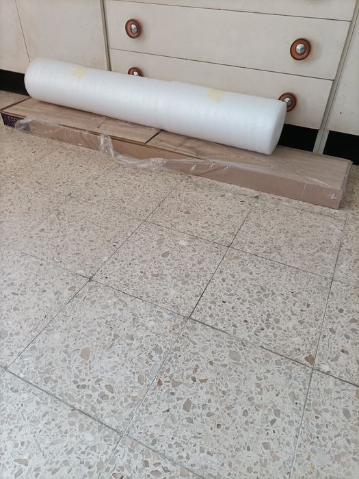 Chão flutuante+Rolo isolante