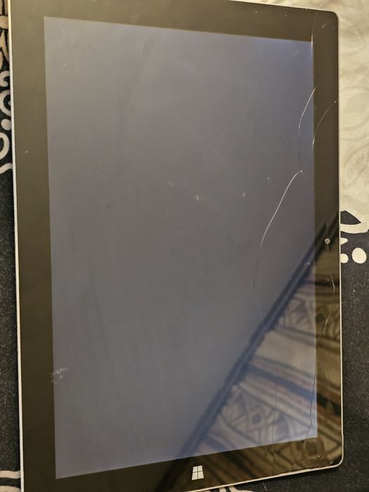 Планшет Microsoft surface 3