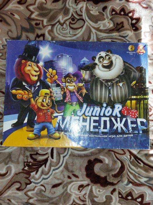 Продам настольную игру юный менеджер