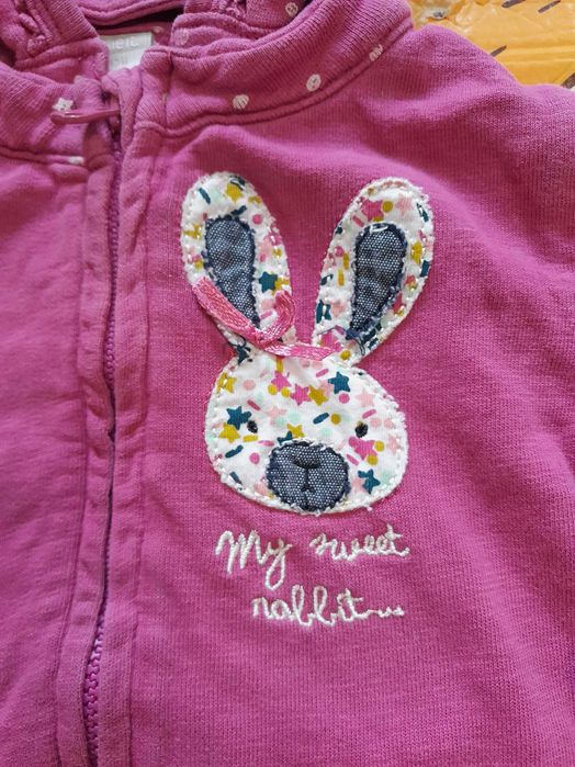 Zestaw 13 sztuk ubranek w rozmiarze 80 dla dziewczynki