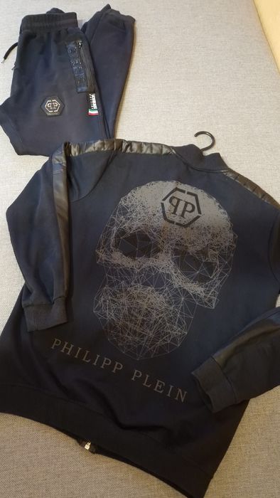 Dres  Philipp Plein  roz. M