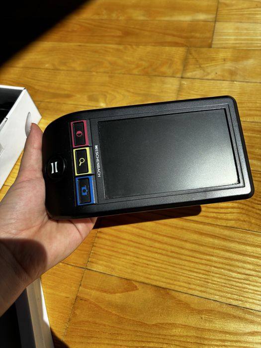 Eschenbach smartlux DIGITAL 165011 – elektroniczna lupa dla słabowidzących, jak nowa
