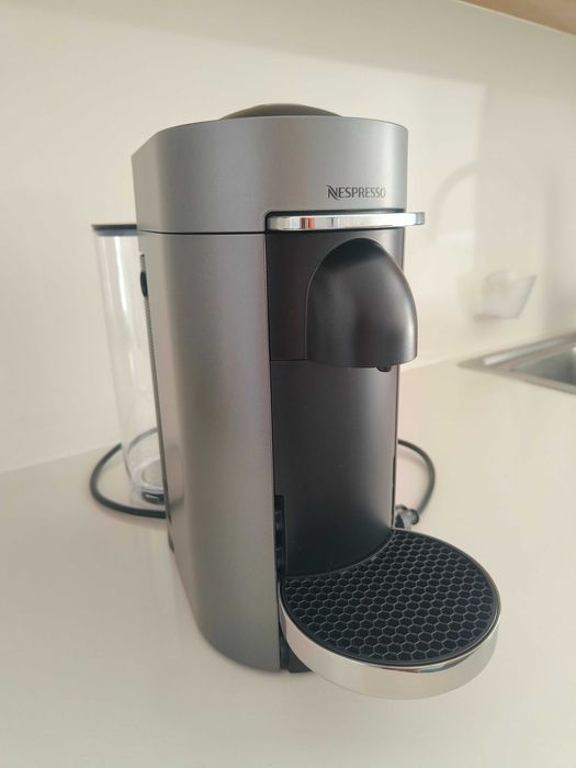 Máquina de café Nespresso VertuoPlus - OFERTA WELCOME PACK NESPRESSO