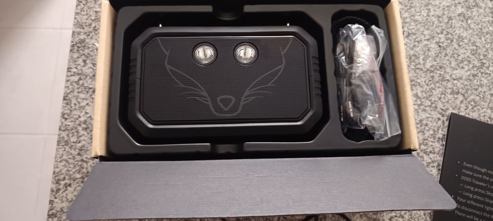 Coluna bluetooth portátil