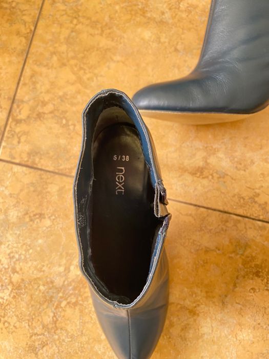 Жіночі шкіряні черевики