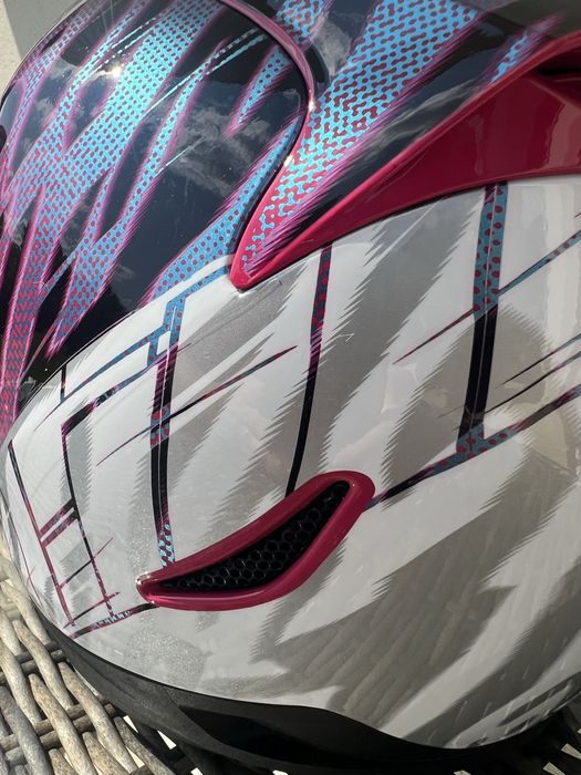 Kask Icon Airmada motocykl hulajnoga r. S 55-56.
