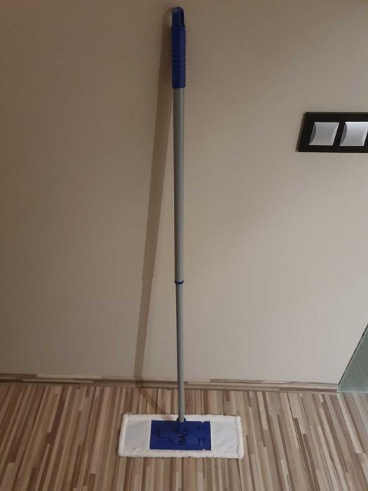 Mop płaski z regulowanym kijem + wkład