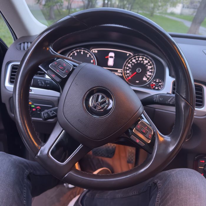 Volkswagen Touareg NF 2012