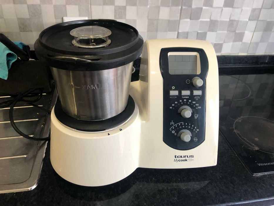 Robot de Cozinha Taurus Mycook 59+ ( tipo bimbi)