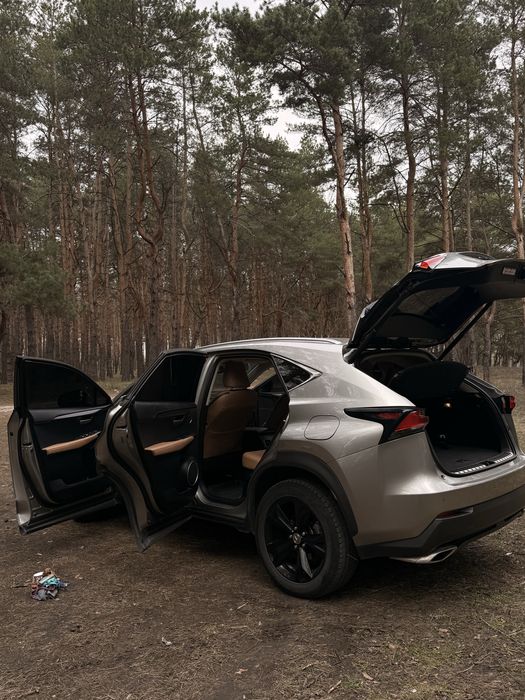 Продам обмен   Lexus  NX200t  2017 год