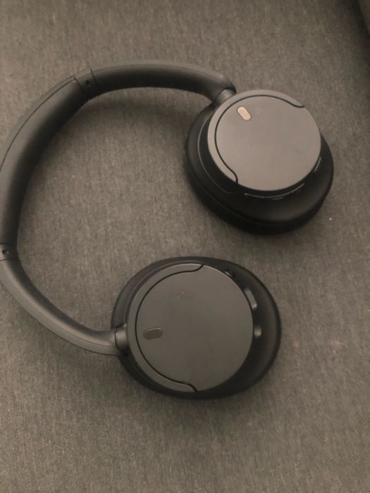 Fones sonny novos praticamente