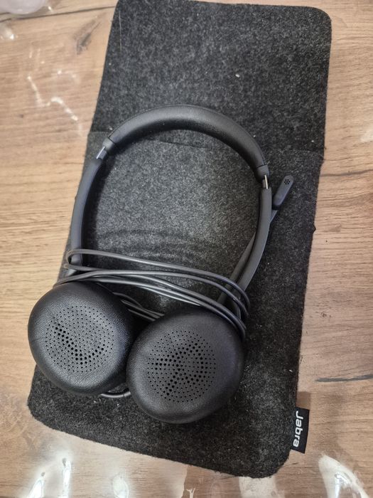 Професійна гарнітура Jabra Evolve2 30 Stereo