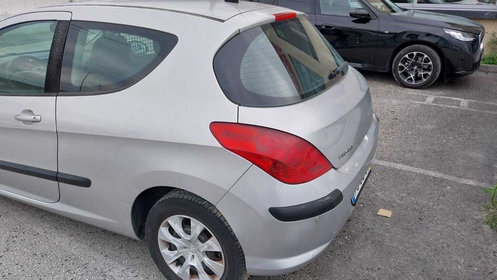 Peugeot 308 1.6 HDi Comercial – Excelente oportunidade!