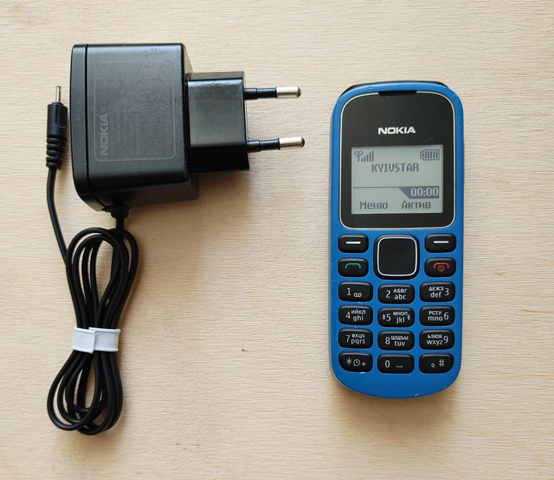 Nokia 1280 телефон