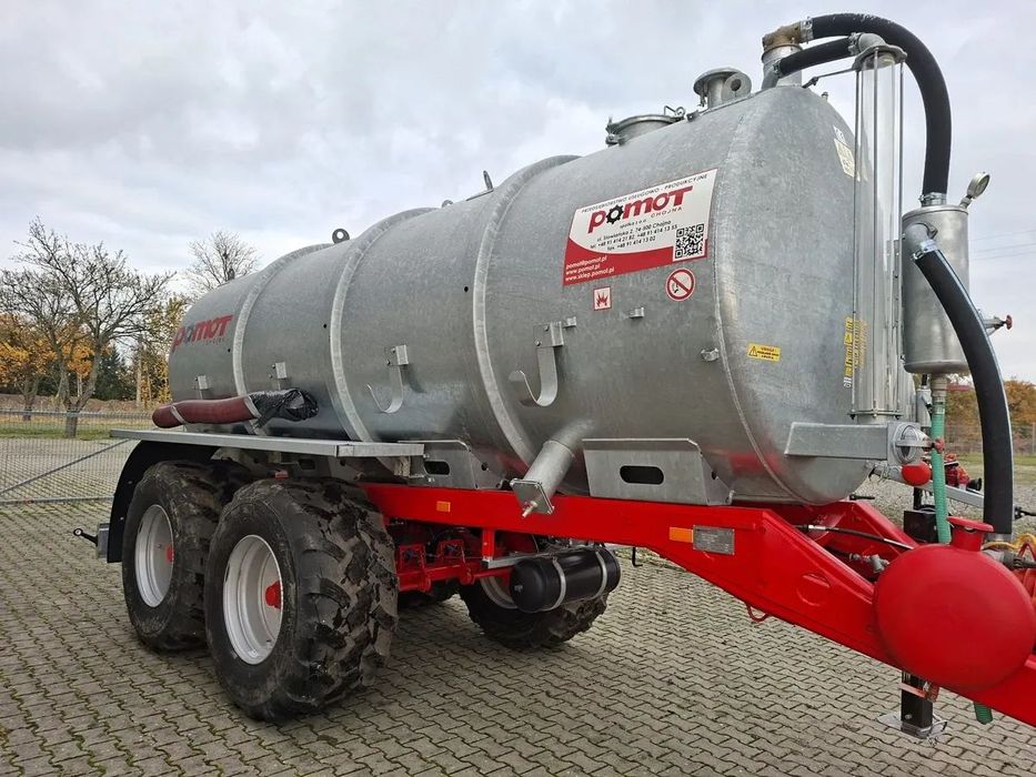 POMOT Chojna Wóz asenizacyjny Beczka do gnojowicy 13000 litrów T 546/1  Wóz asenizacyjny beczkowóz o dużej pojemności Pomot Chojna