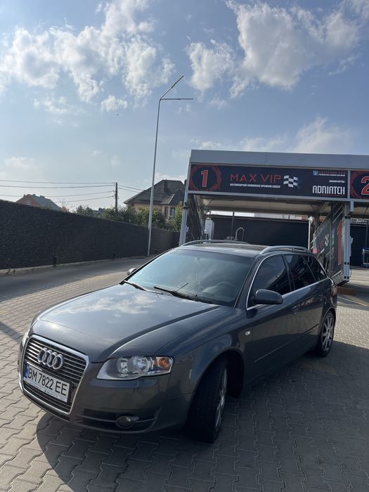 Продам AUDI A4 B7 s line