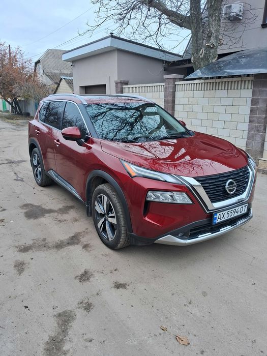 Авто в ідеальному стані. Рідна фарба, всі запчастини оригінальні, безпека ціла, повна комплектація. Тримання полос, 3-х зонний клімат контроль і т.д. Підігрів керма, усіх сидінь. Нова химова гума. Детальна інформація по телефону. Реальному покупцеві гарний торг.