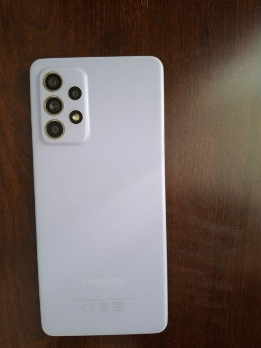 Продам телефон Samsung A52