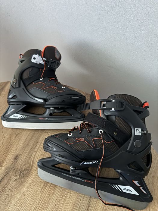 Łyżwy regulowane rozmiar 35-38. Nowe nie uzywane.