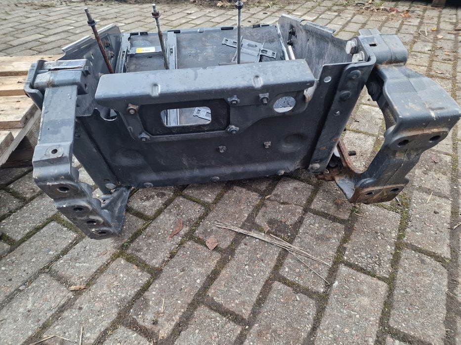 skrzynka na akumulatory podstawa akumulatora scania r s ntg ngs