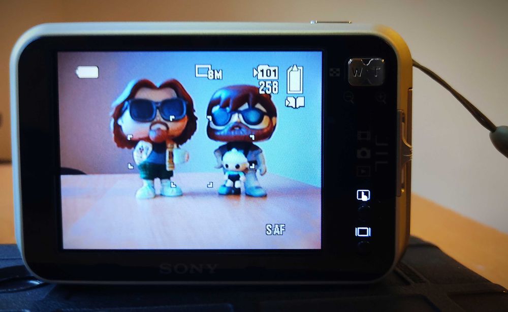 Legendarny aparat Sony DSC-N1+Memory stick Pro Duo High Speed 1Gb