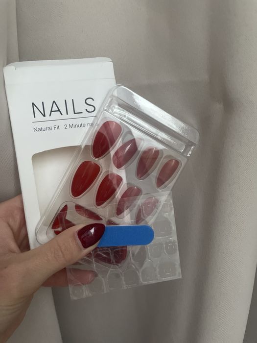 Paznokcie sztuczne Temu