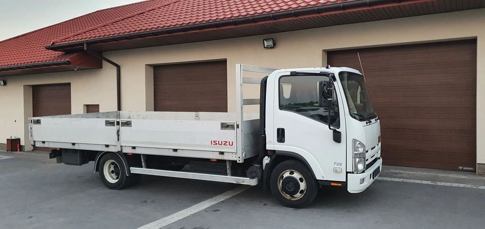 Isuzu ( l35 P62 P50 P75 N62 NPR Cabstar )  FV 23% p60 l35 p62 p50 p75 n62 npr Cabstar Salon PL 1 wł. ładny stan