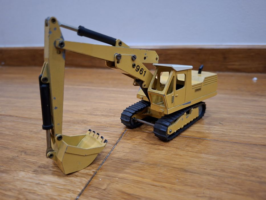 Model Strenco koparka Liebherr 961 1:50