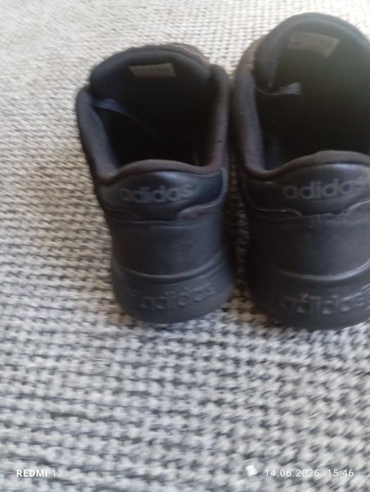 Buty damskie sportowe Adidas Lite Racer r. 39,5