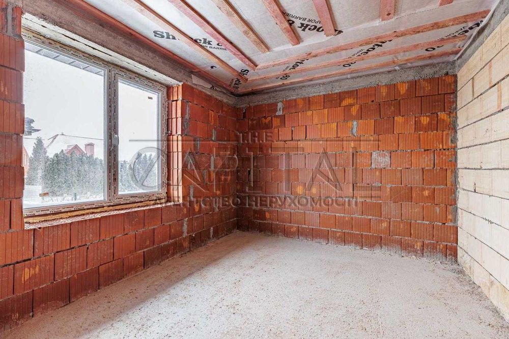 Продаж будинку з укриттям, Гатне, Фастівський район