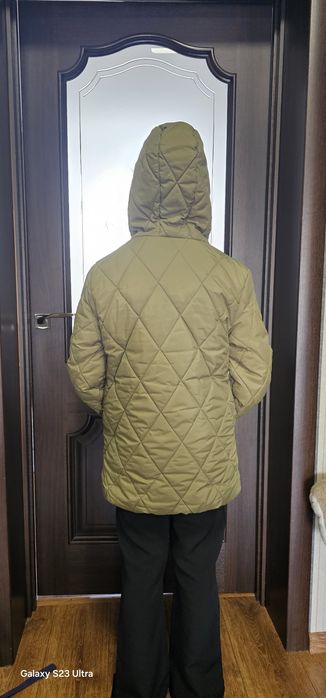 Продам зимову курточку COOL CLUB