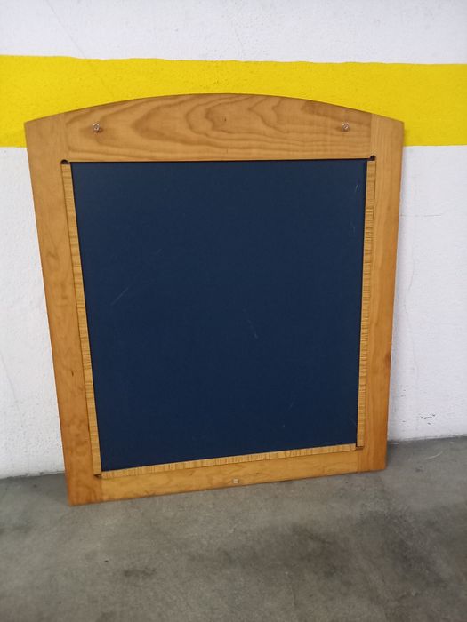 Espelho com moldura | Madeira